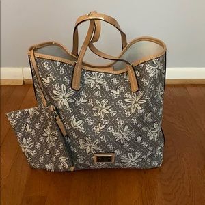 Guess Tote
